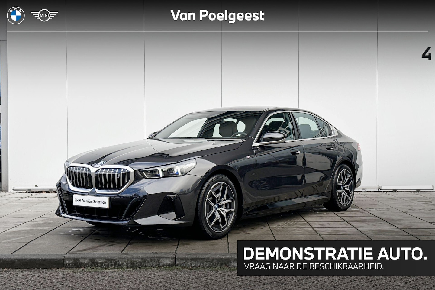 BMW i5 - Sedan eDrive40 M-Sport / Panoramadak / Comfort Acces / Elektrisch verstelbare stoelen / 4 - AutoWereld.nl