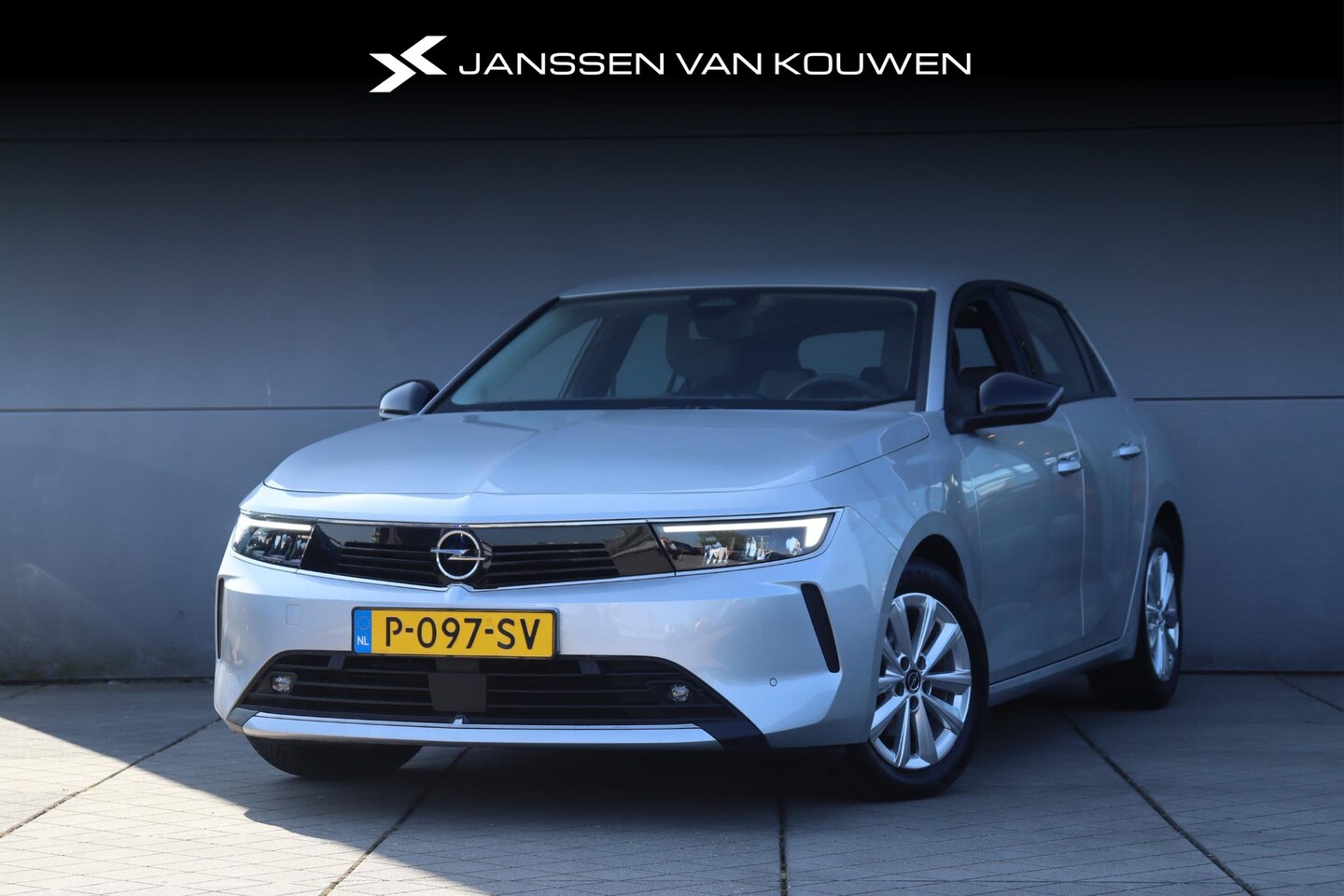 Opel Astra - 1.2 Edition / Navigatie / Climate Control / Apple Carplay - AutoWereld.nl
