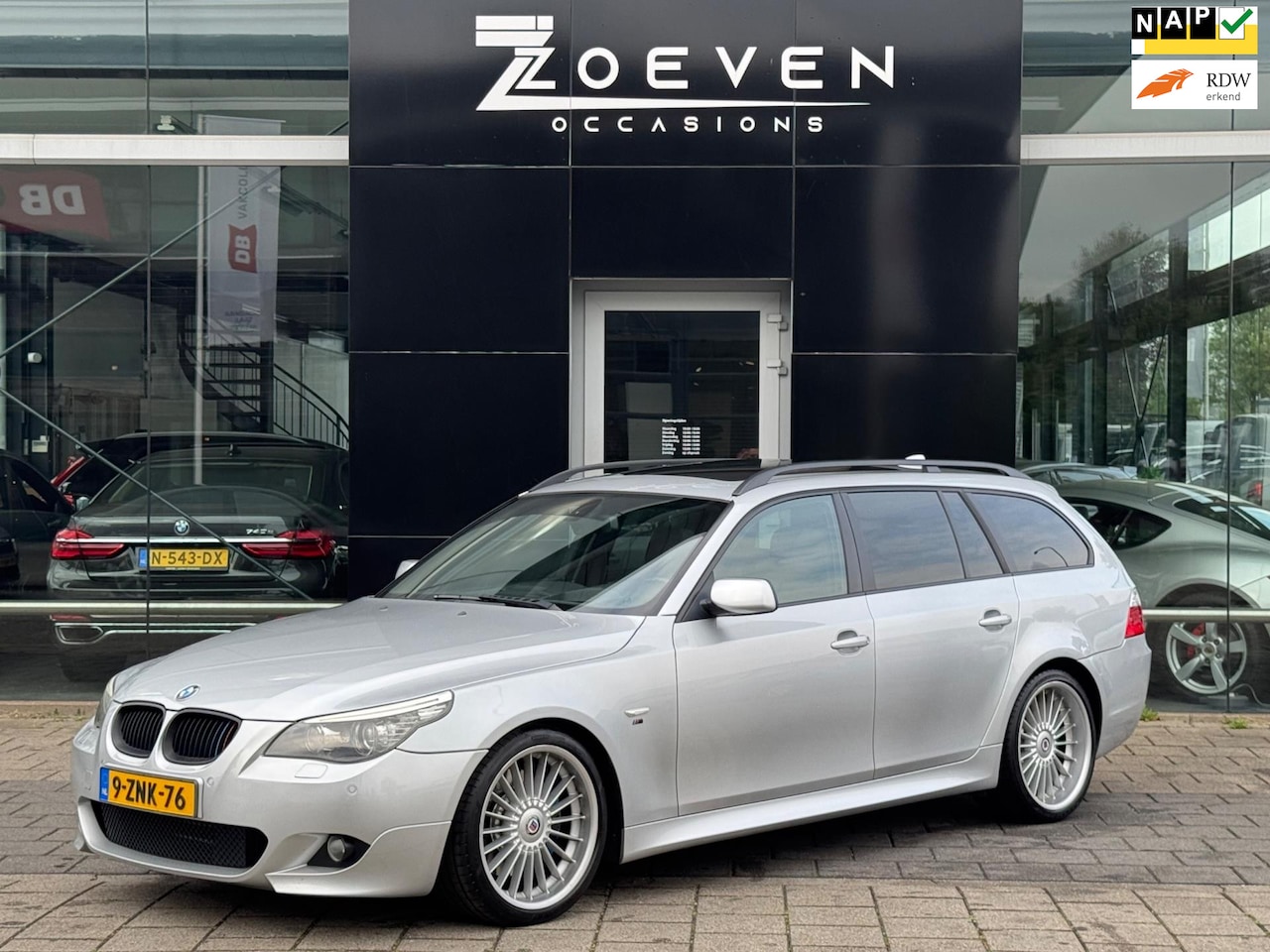BMW 5-serie Touring - 530i/ panorama/ xenon/ leder/ Youngtimer - AutoWereld.nl