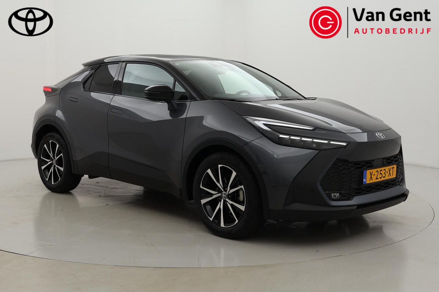 Toyota C-HR - 1.8 Hybrid 140 First Edition | 360 camera - AutoWereld.nl