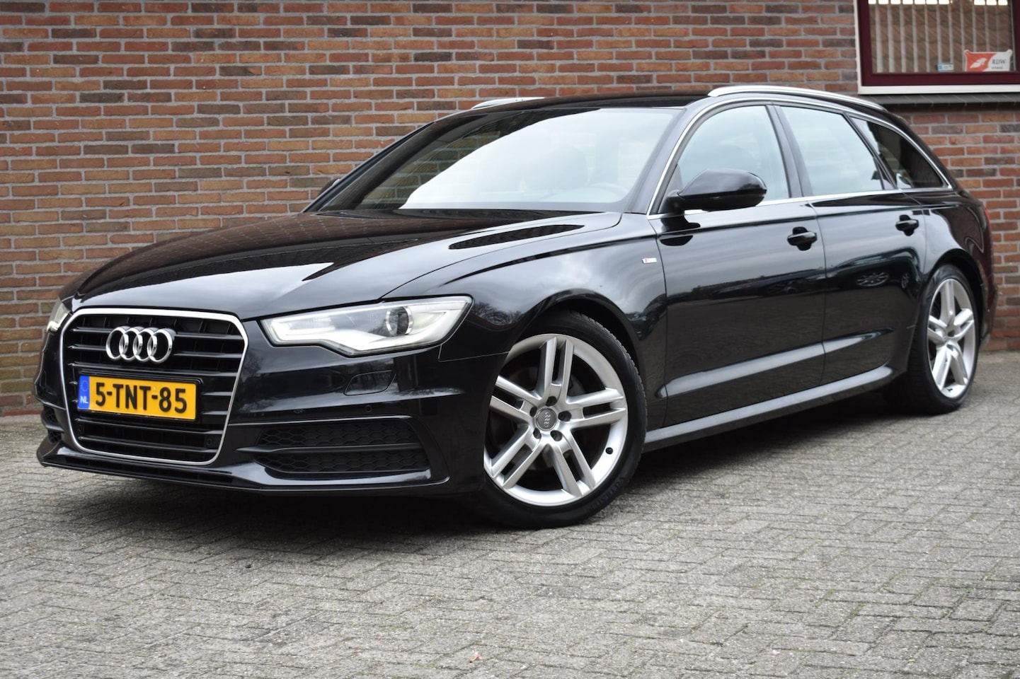 Audi A6 Avant - 2.0 TDI Sport Edition '14 Xenon Clima Cruise Inruil mogelijk - AutoWereld.nl