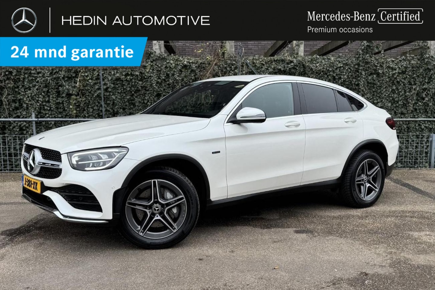 Mercedes-Benz GLC-klasse Coupé - GLC 300e 4MATIC Business Solution AMG | Trekhaak | Stoelverwarming | Parktronic | Camera | - AutoWereld.nl