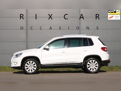 Volkswagen Tiguan - 1.4 TSI Sport&Style Navi Stoelverwarming Trekhaak