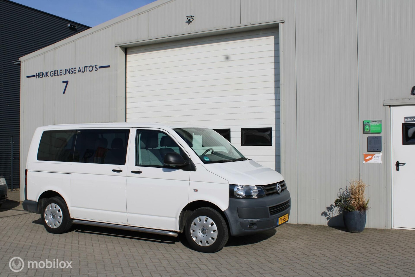 Volkswagen Transporter Kombi - 2.0TDI 9-persoons/Airco/NAP/APK - AutoWereld.nl