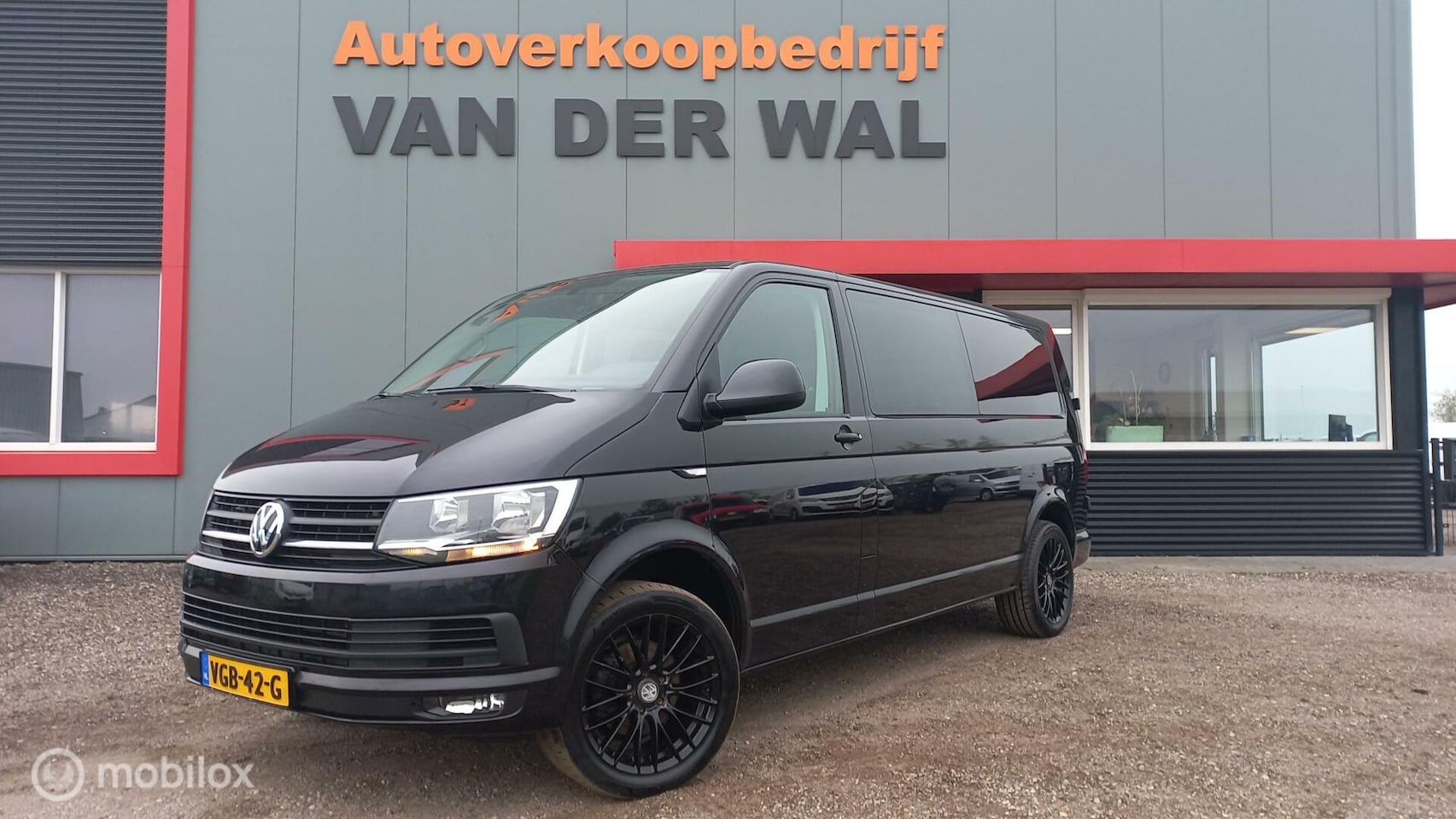 Volkswagen Transporter - 2.0 TDI L2H1 DC Highline 2.0 TDI L2H1 DC Highline - AutoWereld.nl