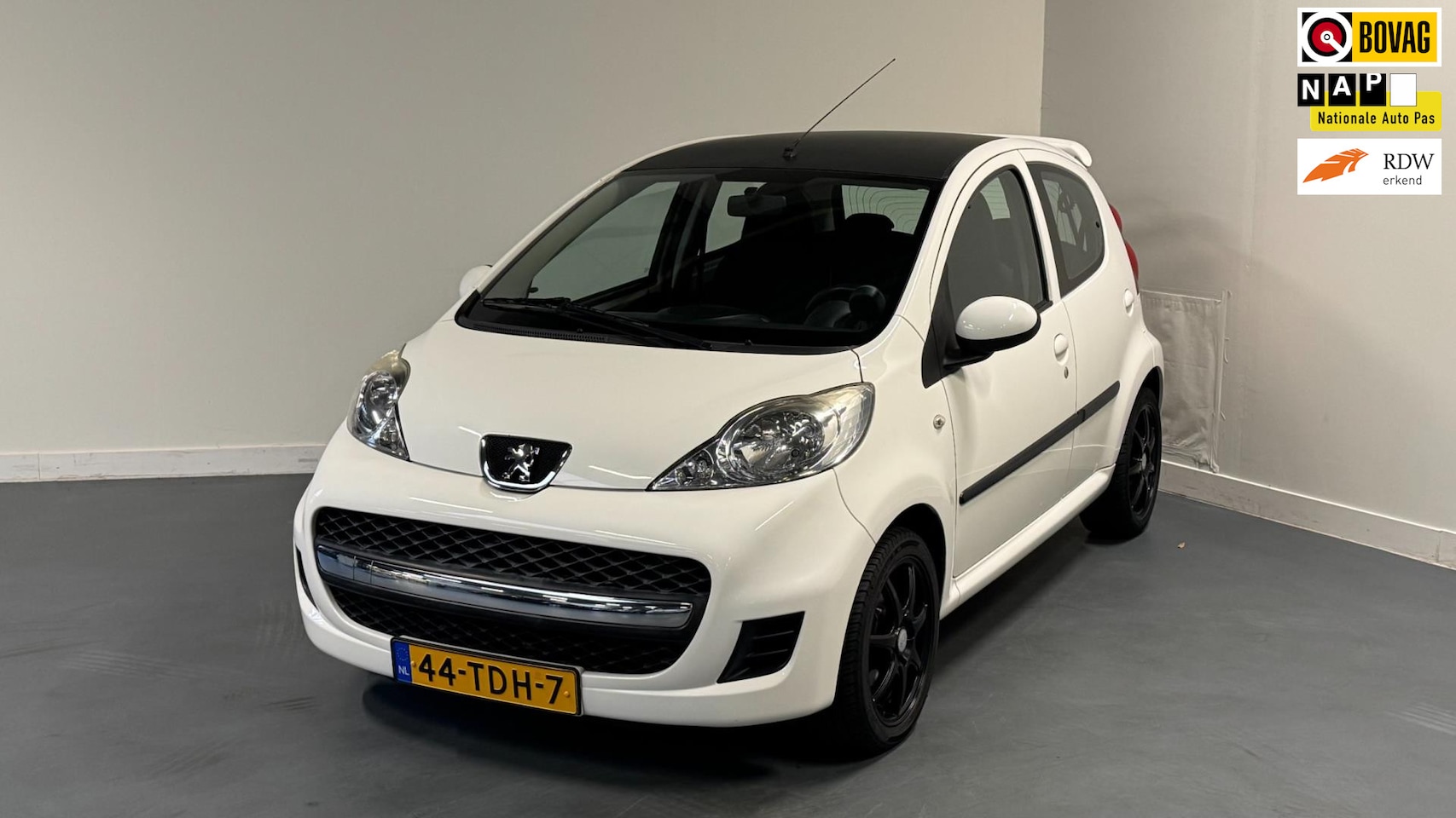 Peugeot 107 - 1.0-12V XS | AIRCO | NL-AUTO | ELEKTR. RAMEN | - AutoWereld.nl