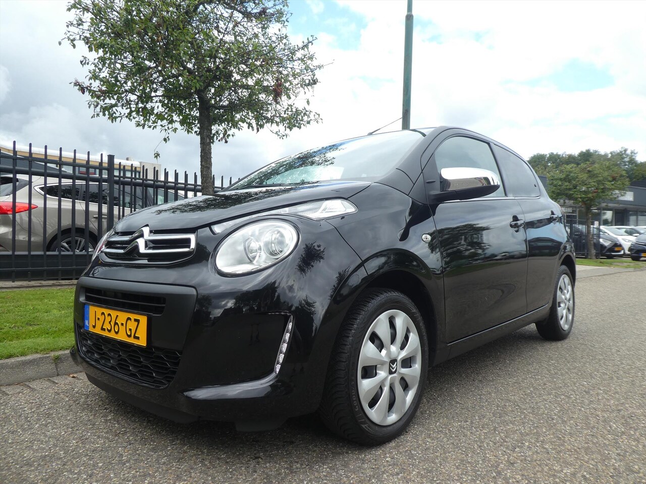 Citroën C1 - 1.0 VTi 72PK S&S 5D Feel Groot Scherm Camera - AutoWereld.nl