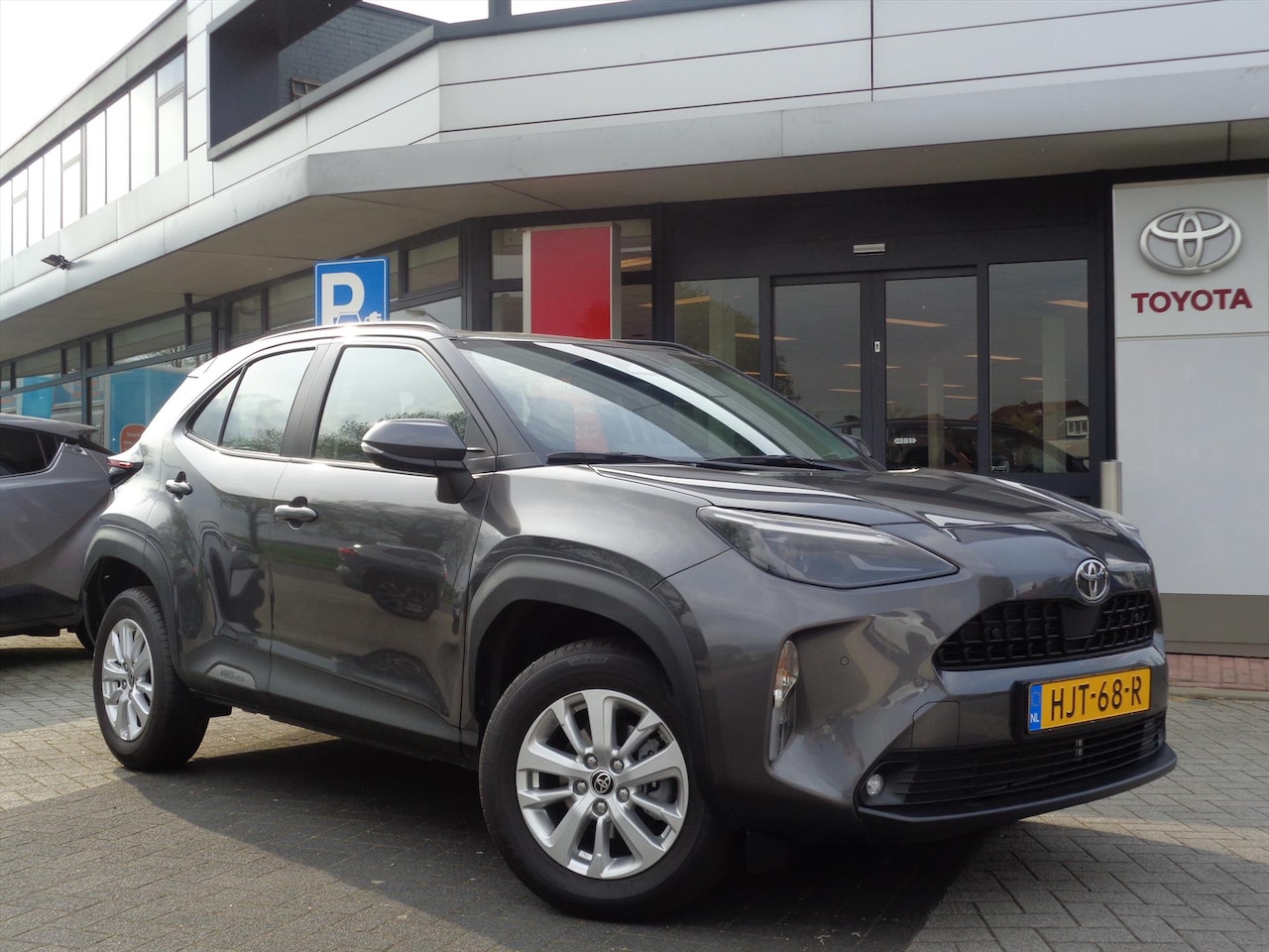 Toyota Yaris Cross - 1.5 Hybrid 116pk CVT Active | Parkeersensoren | Stoelverwarming | Camera | Apple carplay/A - AutoWereld.nl
