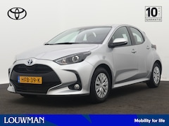 Toyota Yaris - 1.5 Hybrid Active Limited | Navigatie | Camera | Cruise Control Adaptief | Climate Control