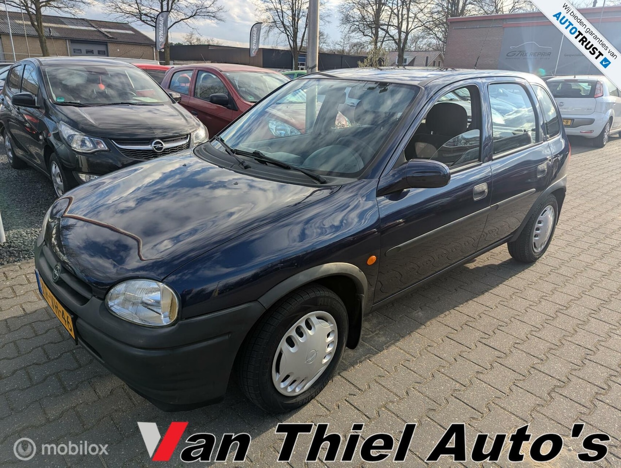 Opel Corsa - 1.2i-16V Strada vol automaat stuurbekrachtiging - AutoWereld.nl