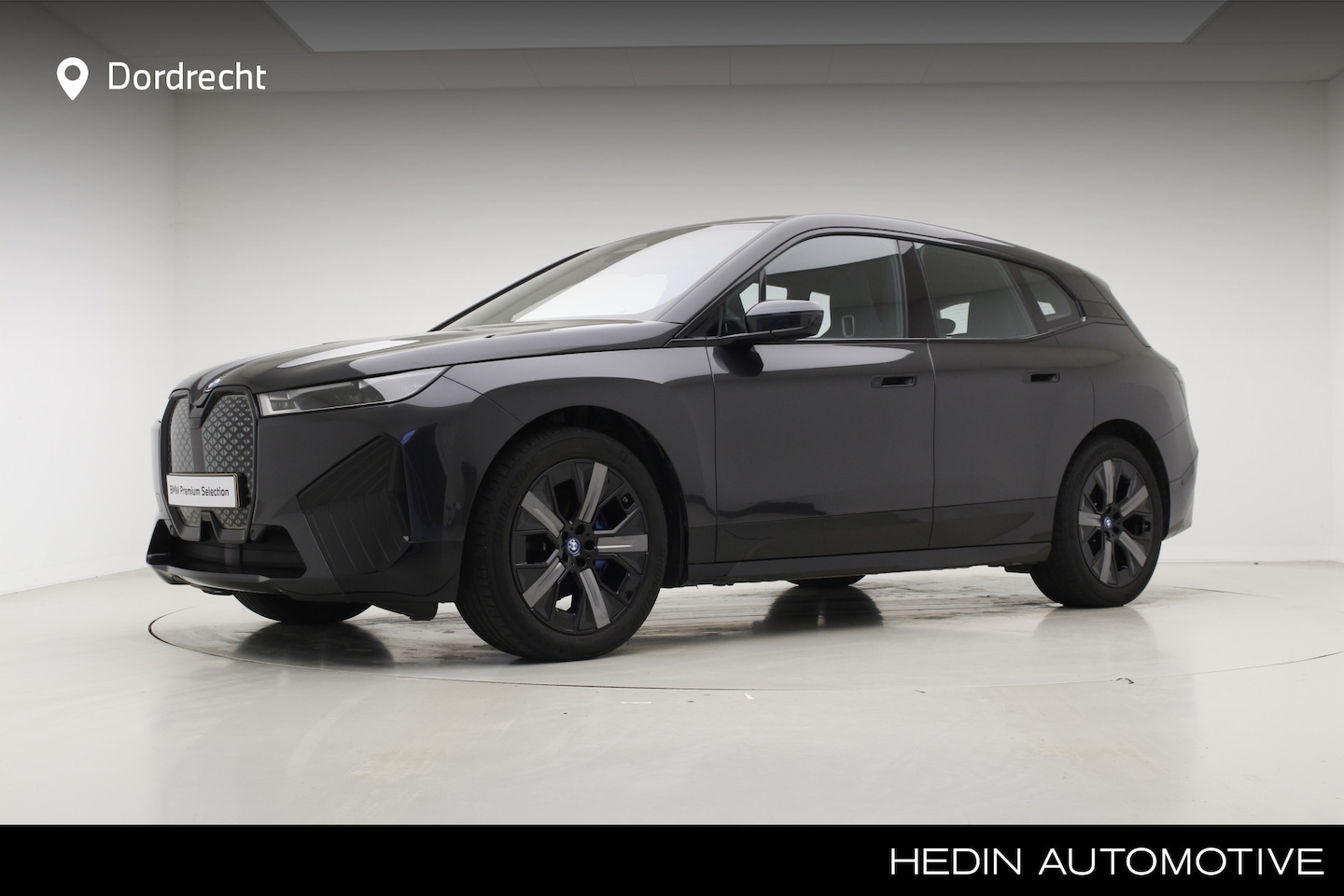 BMW iX - xDrive40 High Executive | Trekhaak | Sportpakket | Driving Assistant Plus - AutoWereld.nl