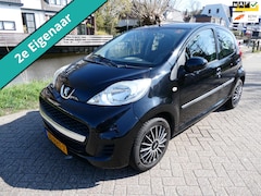 Peugeot 107 - 1.0-12V XS 5-deurs Airco Zuinig A-Label 2e eigenaar