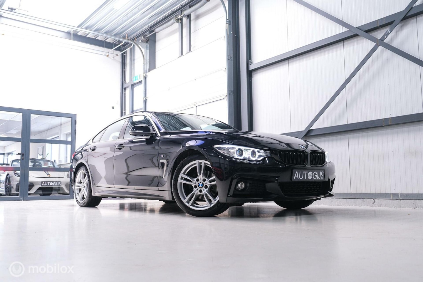 BMW 4-serie Gran Coupé - 420i M pakket | Leder | Sportline | Flippers | Sportautomaat | keurige auto | - AutoWereld.nl