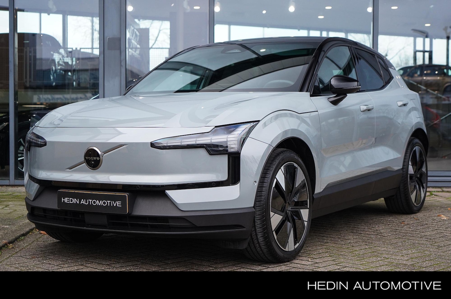 Volvo EX30 - Twin Motor Performance Ultra 69 kWh | 428 PK! | Adaptieve Cruise Control | Harman/ Kardon - AutoWereld.nl