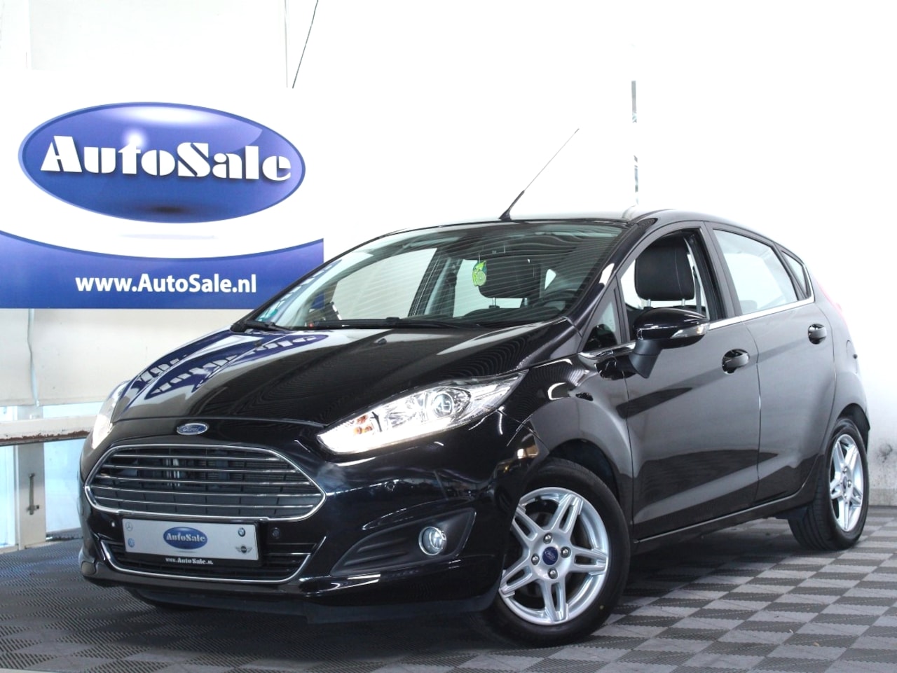 Ford Fiesta - 1.0 EcoBoost Titanium AUT BLUET PDC STOELVW CLIMA '14 - AutoWereld.nl