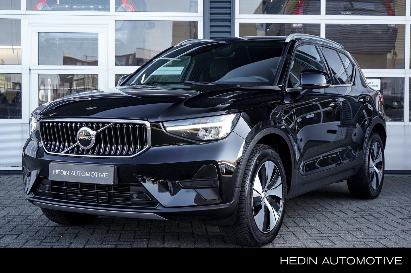 Volvo XC40 - 1.5 T4 Plug-in hybrid Core Bright Trekhaak elektrisch uitklapbaar | Privacy Glass - AutoWereld.nl