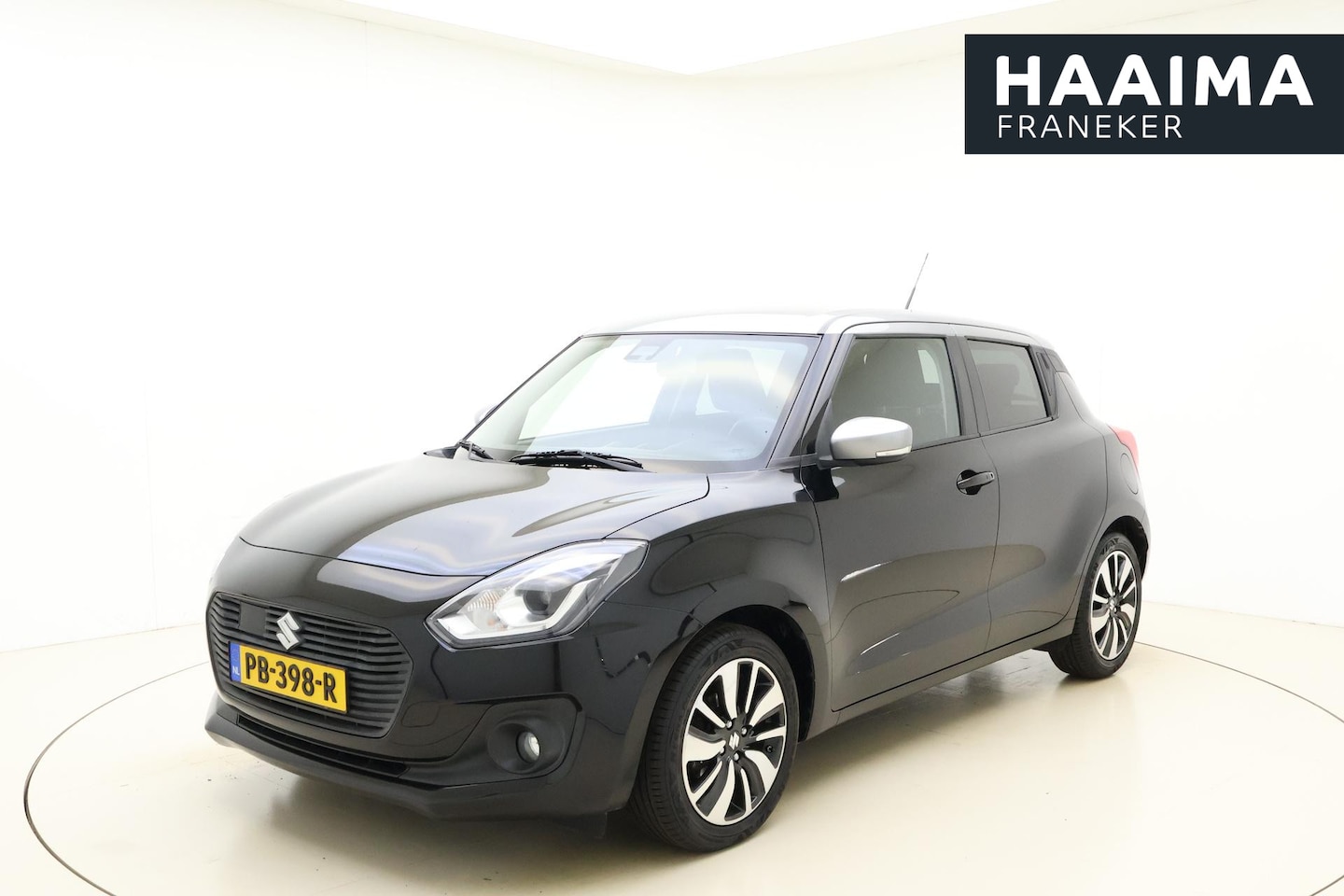 Suzuki Swift - 1.2 Stijl Smart Hybrid 90pk | Navigatie | Camera | Trekhaak | Cruise Control | Stoelverwar - AutoWereld.nl