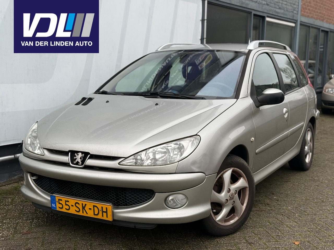 Peugeot 206 SW - 1.6-16V Air-line 3 Airco I Elektrische ramen I Trekhaak - AutoWereld.nl