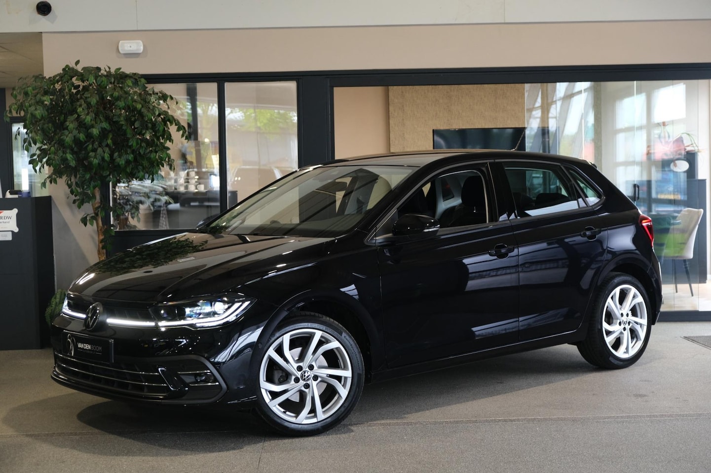 Volkswagen Polo - 1.0 TSI Polo Style DSG 110PK IQ Led Navi Cam - AutoWereld.nl