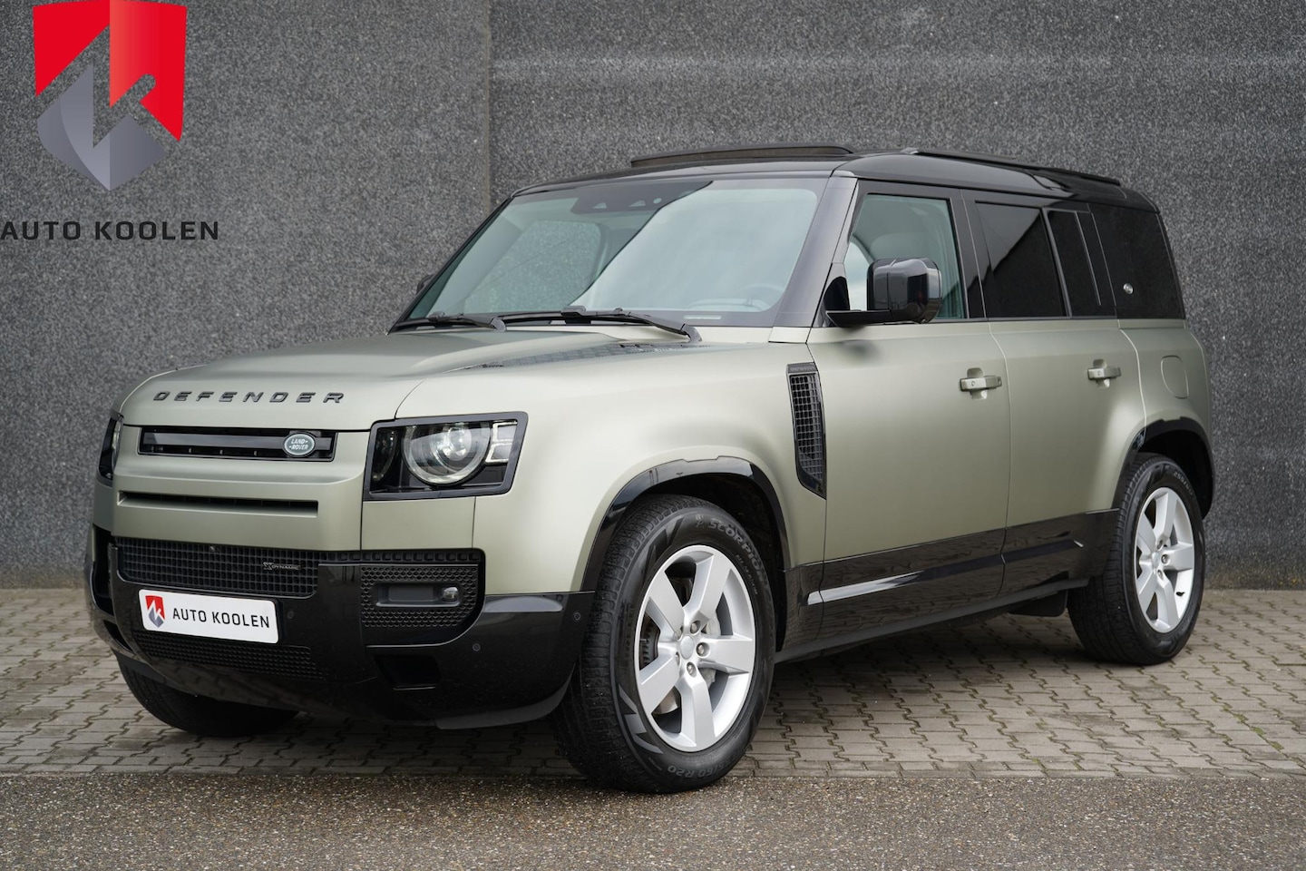 Land Rover Defender 110 - 2.0 P400e 110 X-Dynamic HSE /BTW auto/NAP/Pano - AutoWereld.nl