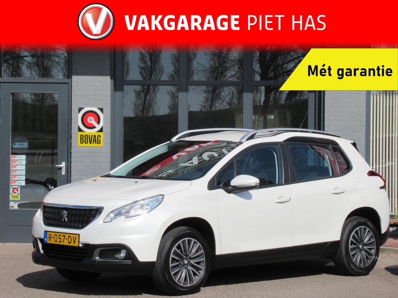Peugeot 2008 - 1.2 PureTech Allure | Airco | Navigatie | Bluetooth | Incl. Garantie | Cruise control | - AutoWereld.nl