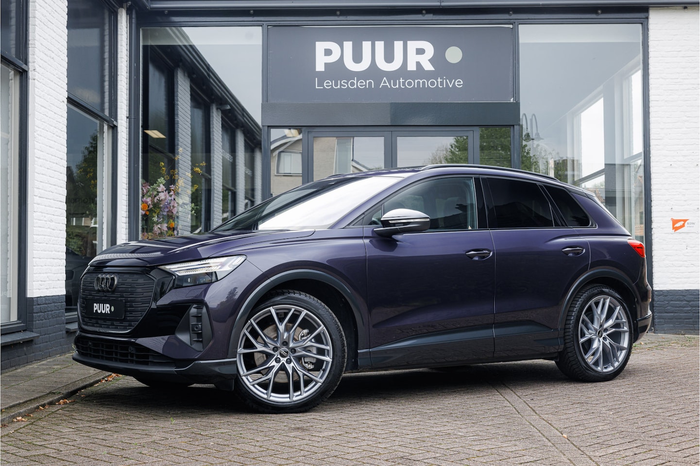 Audi Q4 e-tron - 55 quattro Advanced 82 kWh Pano - RS-Zetels - Trekhaak - AutoWereld.nl