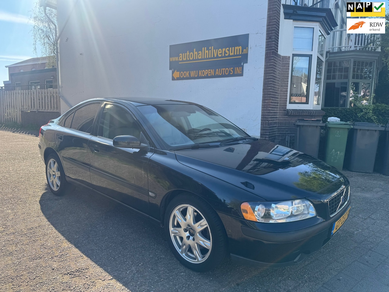 Volvo S60 - 2.5T AWD AUTOMAAT - AutoWereld.nl