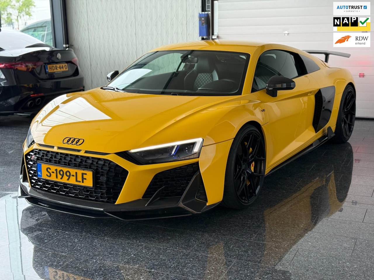 Audi R8 - V10 5.2 Performance Quattro Vorsteiner 2019 620PK Ceramic Vossen - AutoWereld.nl