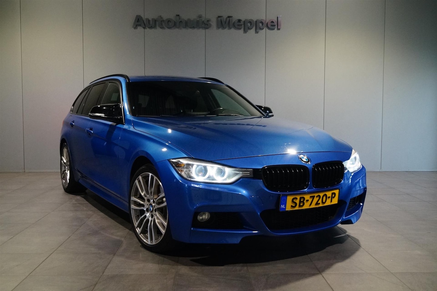 BMW 3-serie - 335d Xdrive M-Sport | Xenon | Head-up Display | Trekhaak | PDC | - AutoWereld.nl