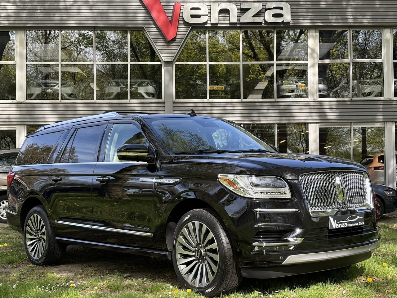 Lincoln Navigator - 3.5L V6 EcoBoost AWD Reserve Lang 7-P - AutoWereld.nl