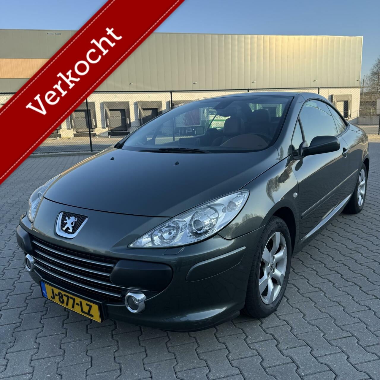 Peugeot 307 CC - 2.0-16V 2.0-16V - AutoWereld.nl