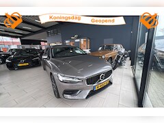 Volvo V60 - BWJ 2022 2.0 B3 Inscription AUTOMAAT / WEGKL. TREKHAAK / LEDER / STOEL & STUUR VERW. / MEM