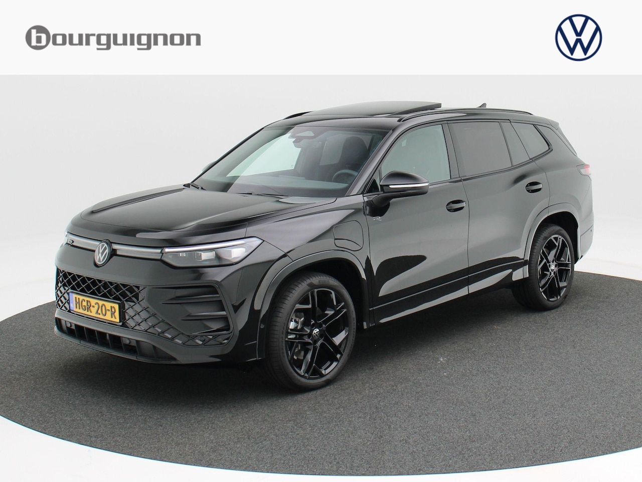 Volkswagen Tayron - R-Line-Edition 1.5 eHybrid 150 kW / 204 pk SUV 6 v |Beschikbaar vanaf 01-07-2025 | Trekhaa - AutoWereld.nl