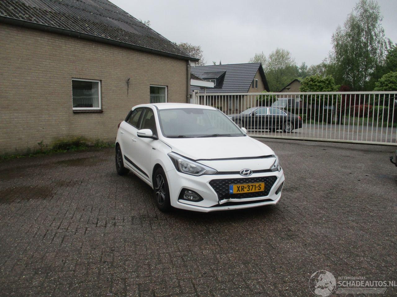 Hyundai i20 - I-20 1.0 T-GDI Comfort Aut NAP REST BPM 1200 EURO !!!!! - AutoWereld.nl