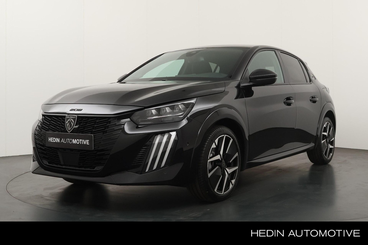 Peugeot 208 - 1.2 Hybrid 145pk e-DCS6 GT | Navigatie | Alcantara | Massagestoel |360 Graden Camera | Ada - AutoWereld.nl