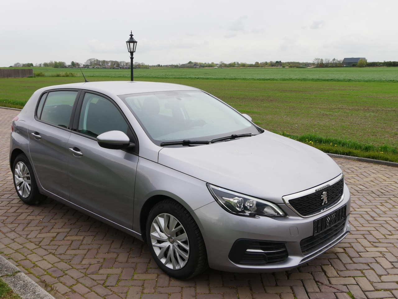 Peugeot 308 - 1.5 BlueHDi Blue Lease HB 2018 - AutoWereld.nl