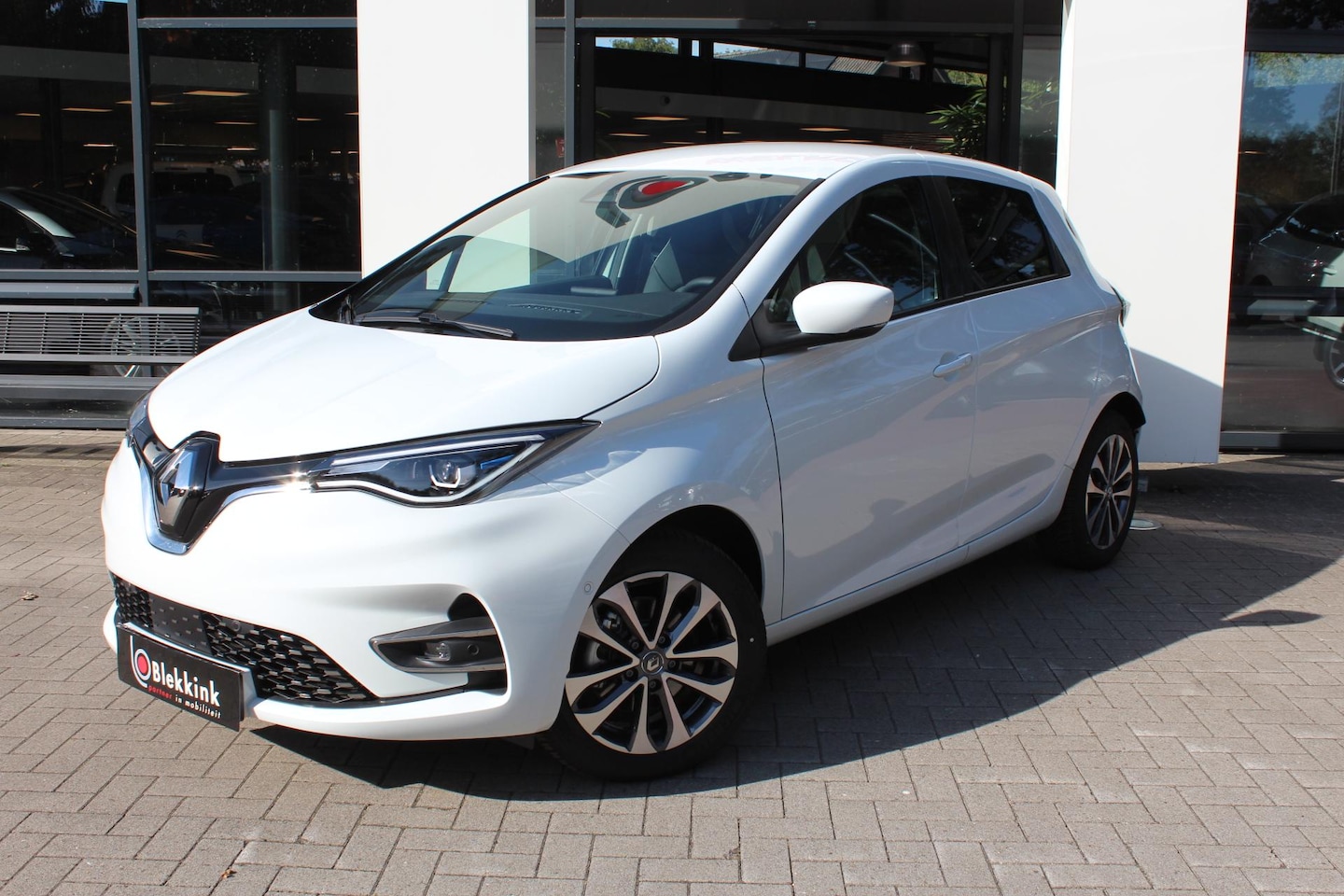 Renault Zoe - R135 Intens 50 R135 Intens 50,Incl accu CCS snellader, Rlink, Stoel verw. Stuurwiel verw, Camera - AutoWereld.nl