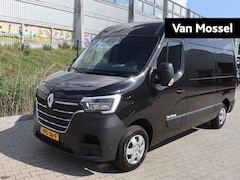 Renault Master - T35 2.3 dCi 135 L2H2 Work Edition Airco / Navigatie/ Bluetooth / Trekhaak / Vloerplaat / W