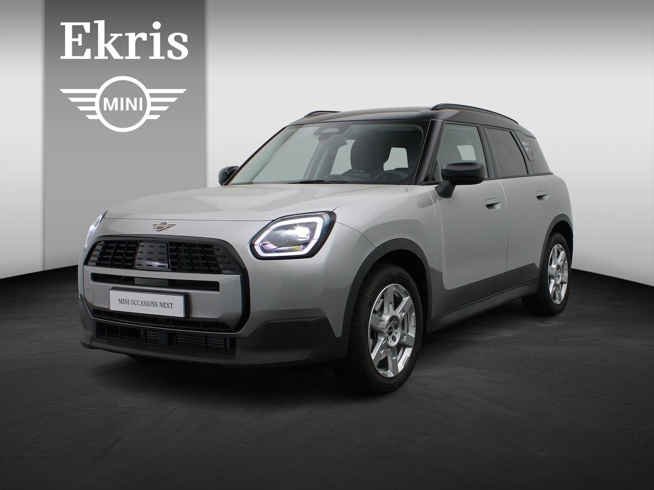 MINI Countryman - Favoured Pakket M + Glazen panoramadak + Parking Assistant + Driving Assistant + Comfort A - AutoWereld.nl