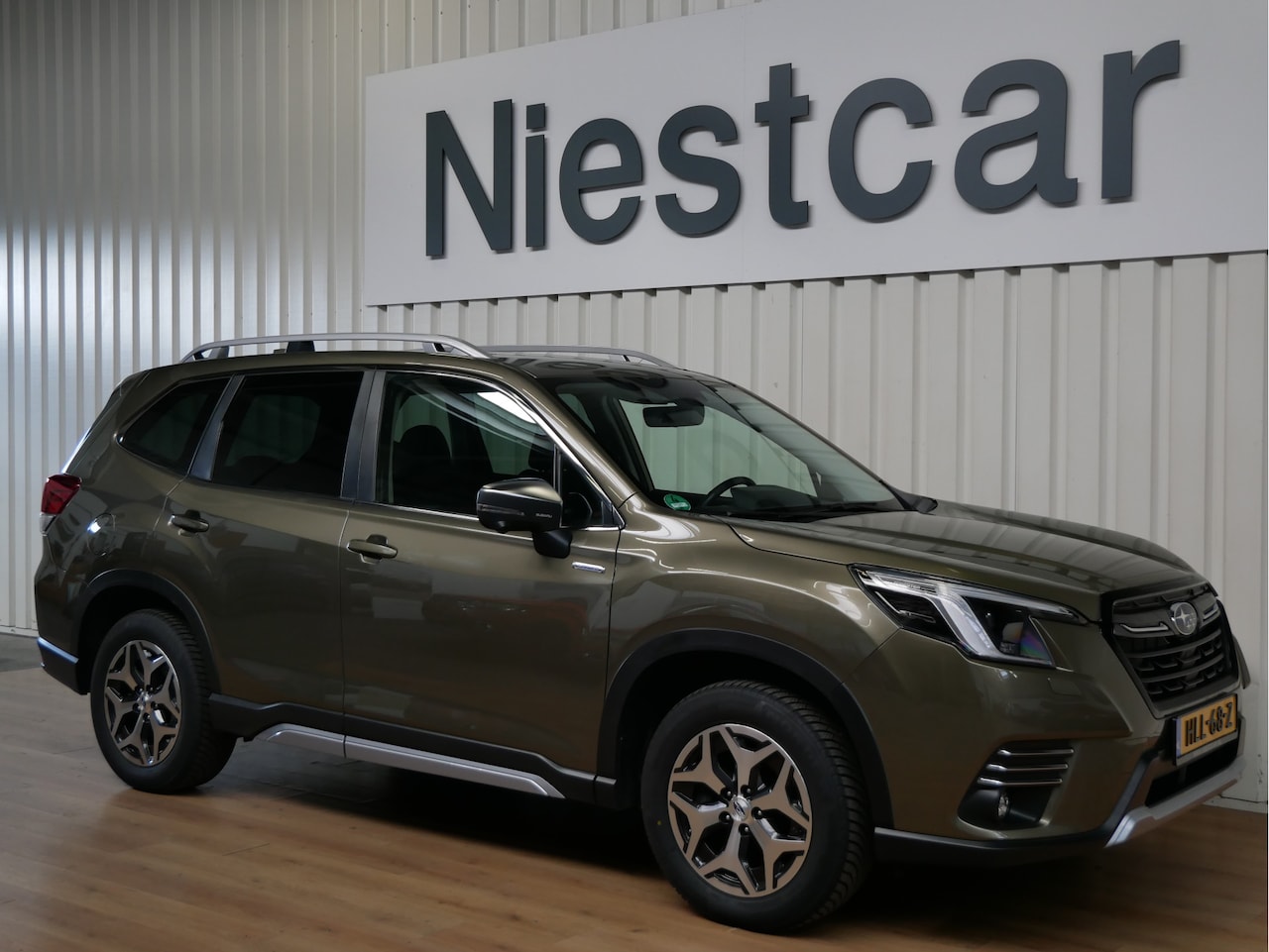 Subaru Forester - 2.0i e-BOXER Luxury 2.0i e-BOXER Luxury - AutoWereld.nl
