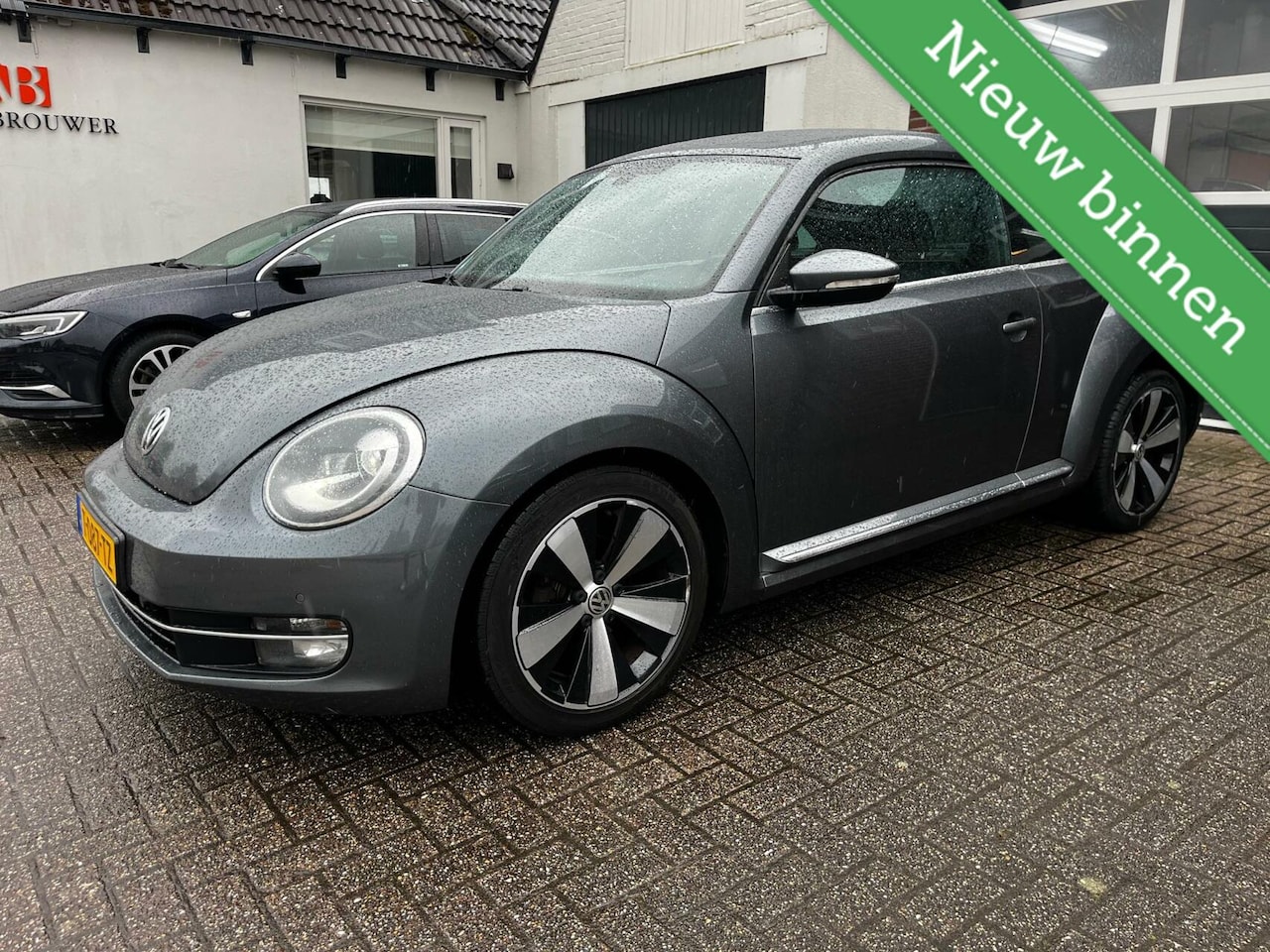 Volkswagen Beetle - 1.2 TSI Highline 105pk | Platinum Grey - AutoWereld.nl