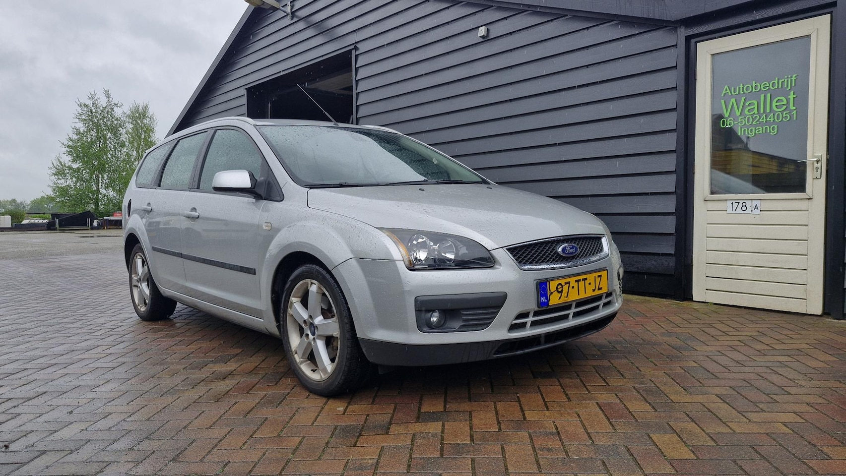 Ford Focus Wagon - 2.0-16V Rally Edition 2.0-16V Rally Edition (Trekhaak / 1400 KG Trekgewicht / Airco / Cruise / 17 Inch / Goed ri