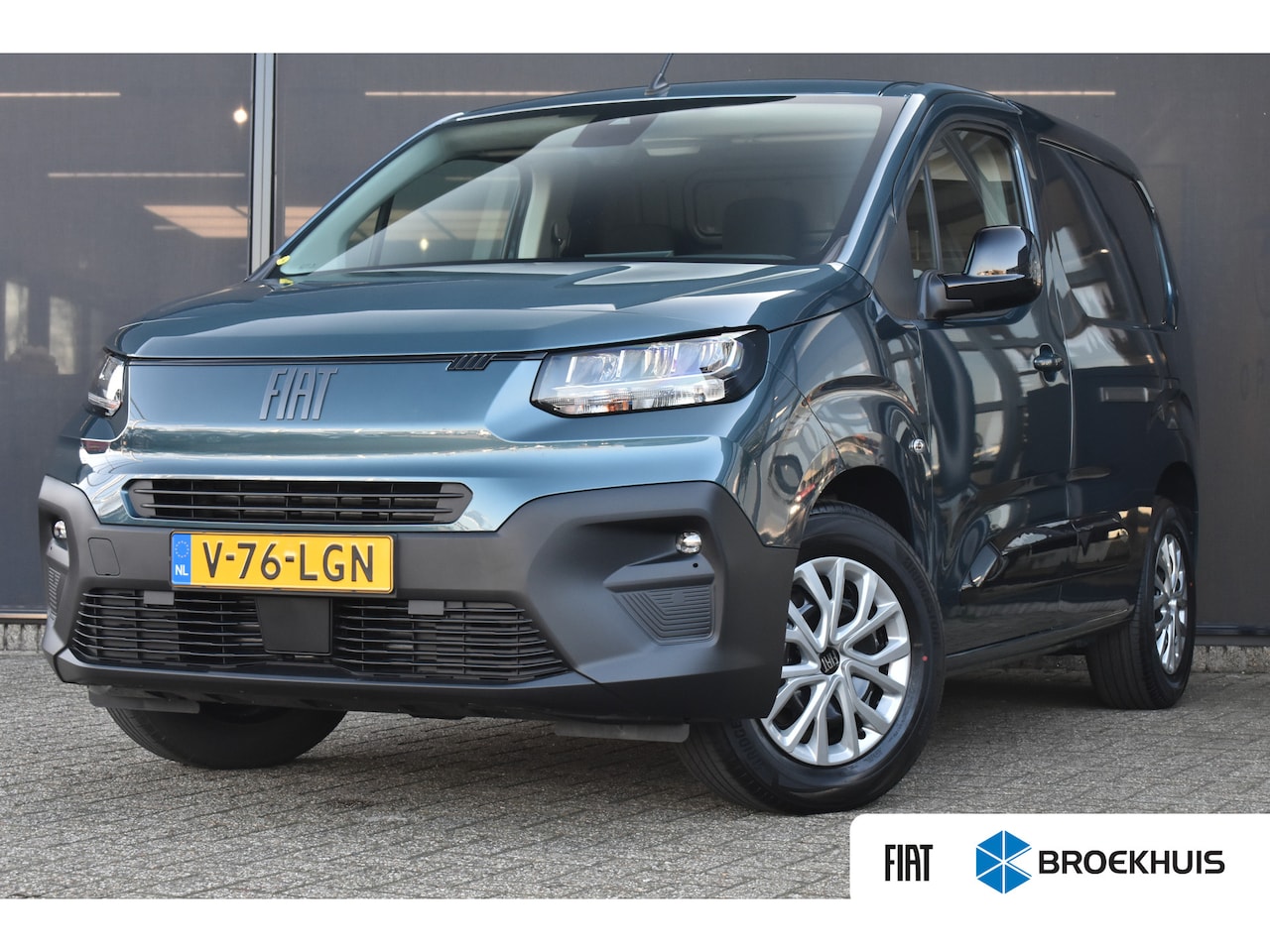 Fiat E-Doblo - 136 L1 50 kWh DEMO-DEAL! | Adaptive Cruise | Navigatie | Stuurverwarming | Parkeersensoren - AutoWereld.nl