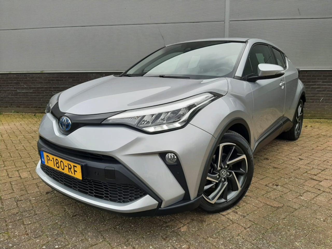 Toyota C-HR - 2.0 Hybrid Dynamic 2.0 Hybrid Dynamic - AutoWereld.nl