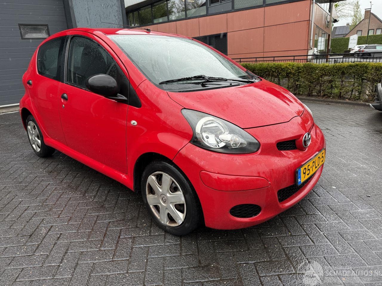 Toyota Aygo - 1.0-12V Cool AIRCO Hatchback 5-dr. - AutoWereld.nl
