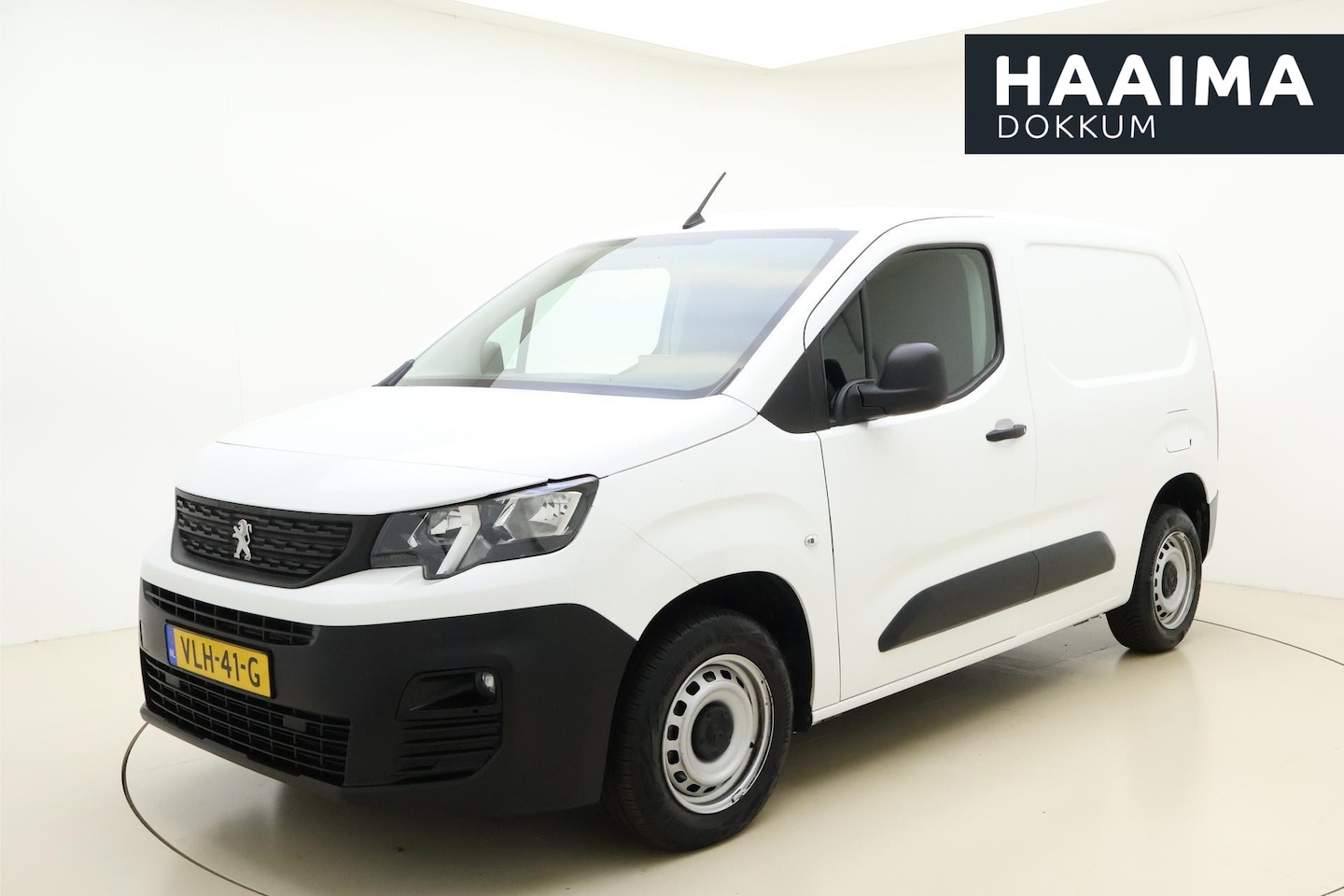 Peugeot Partner - 1.5 BlueHDI Premium | Apple Carplay | Cruise control | Airco | Parkeersensoren achter | Na - AutoWereld.nl