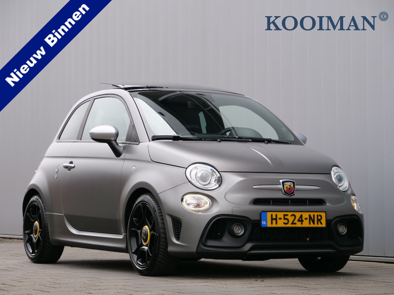 Fiat 500 Abarth - 1.4 T-Jet 165pk Turismo 70th Anniversary Panoramadak / Leder / U-Connect / Navigatie / Xen - AutoWereld.nl