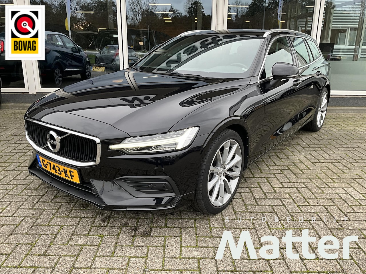 Volvo V60 - 2.0 T4 Momentum Pro Polerstar - AutoWereld.nl