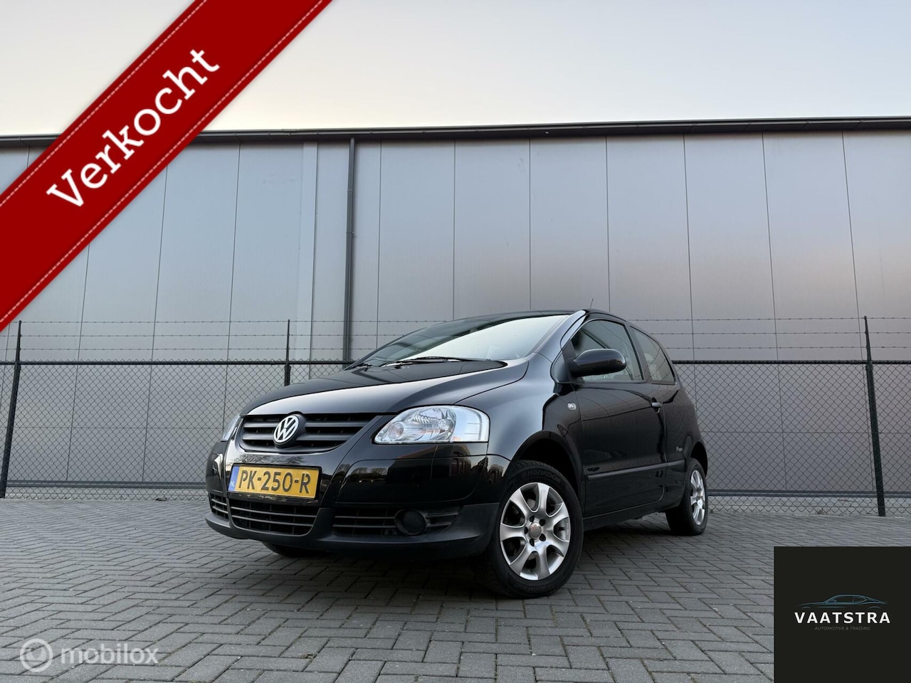 Volkswagen Fox - 1.2 Trendline 2008 | NWE APK | LMV | Trekhaak | Stuurbekrachtiging - AutoWereld.nl