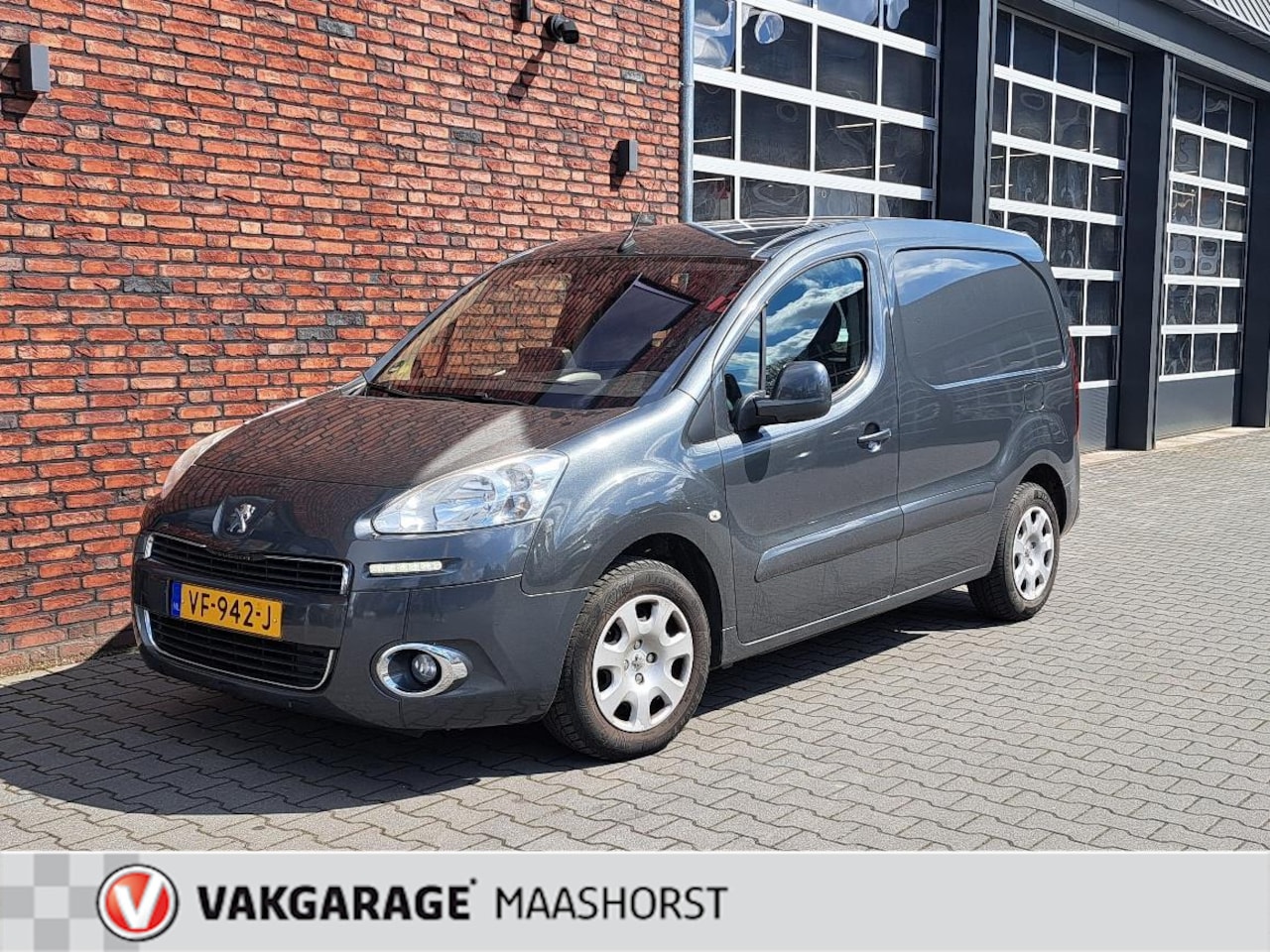 Peugeot Partner - 120 1.6 e-HDI L1 Navteq 2Tronic/navi/trekhaak/airco - AutoWereld.nl